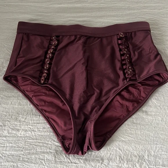 Zimmermann three piece swimsuit never been worn. Size 3 US 10 - Picture 7 of 11